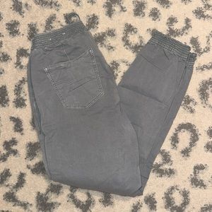 American Eagle Jogger Pants